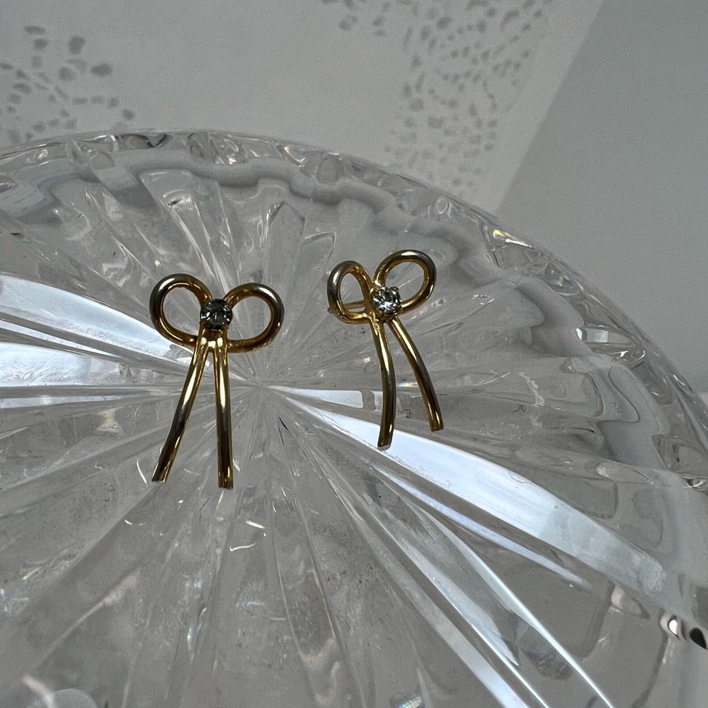 Gold Bow Earrings